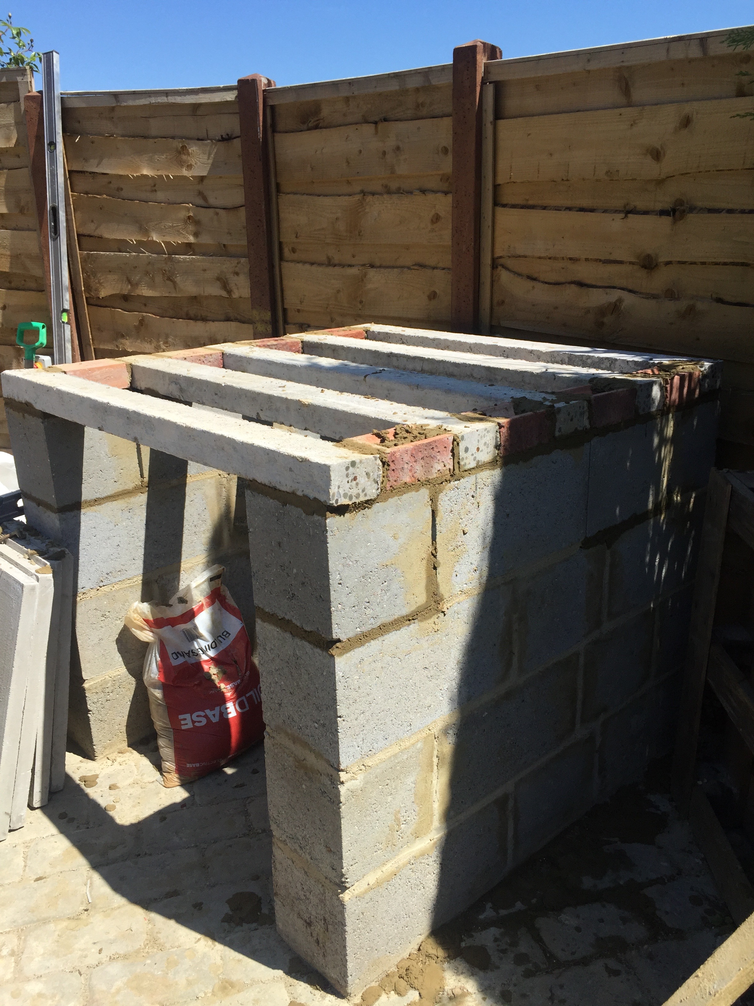 ACE OF SPADES Landscaping & Garden Maintenance